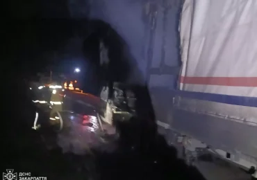 На Мукачівщині рятувальники ліквідували загоряння у вантажівці
