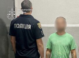 35 ударів ножем через відмову віддати пляшку горілки: в Ужгороді засуджено вбивцю