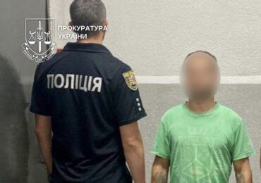 35 ударів ножем через відмову віддати пляшку горілки: в Ужгороді засуджено вбивцю