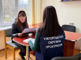 У 5 місяців дитина важила 4,6 кг: на Закарпатті судитимуть матір через смерть немовляти