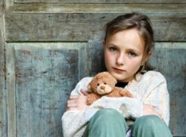 Невиплати допомоги дітям на Берегівщині: за апеляційною скаргою прокуратури продовжено розгляд справи