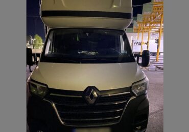 На кордоні з Угорщиною знайшли викрадений мікроавтобус