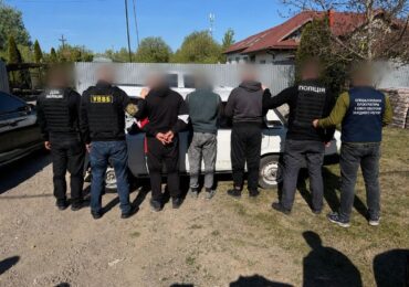 Закарпатця затримали під час передачі хабаря прикордоннику