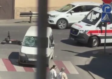 У Мукачеві сталася ДТП за участі авто та електросамоката: є потерпілий