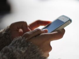 На Мукачівщині 12-річна школярка поширила інтимне відео чоловіка серед учнів