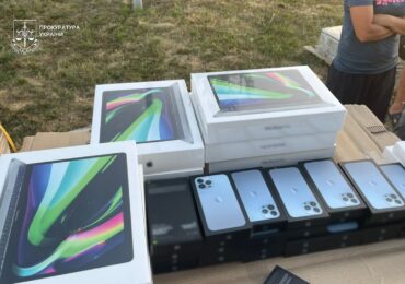 2 роки ув’язнення та відшкодування 14 млн грн збитків: прокуратура Закарпаття в апеляції ВАКС довела вину митника