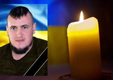 Сьогодні у Мукачеві попрощаються із полеглим Героєм  Володимиром Сурняком
