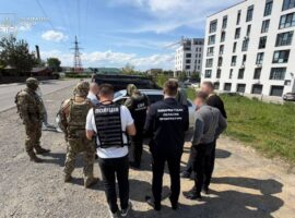 На Закарпатті судитимуть адвоката та директора коледжу через схему з фіктивним працевлаштуванням за $25 тисяч