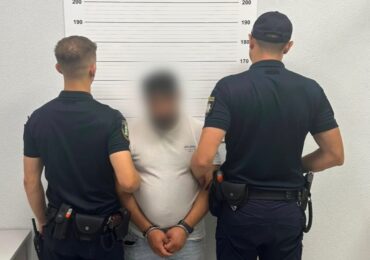 В Ужгороді затримали іноземця за підозрою у збуті синтетичного наркотику Alpha-PVP