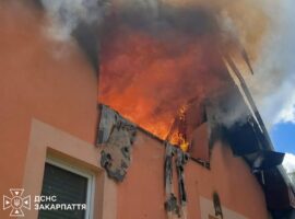На Ужгородщині вогнеборці ліквідували пожежу в житловому будинку