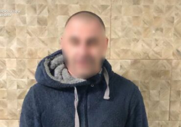 На Закарпатті судитимуть чоловіка, який силоміць утримував та побив водія вантажівки