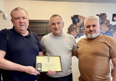 Ужгородського лікаря відзначили державною нагородою «За оборону України»