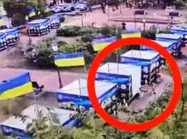 Вітер пошкодив кріплення банерів із портретами полеглих Героїв в Ужгороді