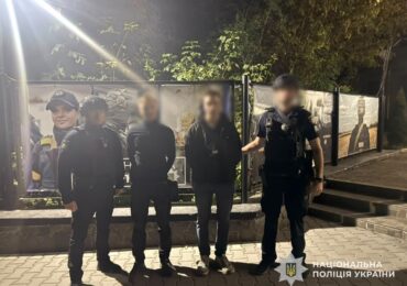 В Ужгороді затримали двох чоловіків, які стріляли у Боздоському парку